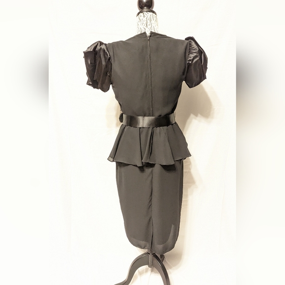 ILGWU MADE IN THE USA BLACK COCKTAIL DRESS! - Picture 3 of 6